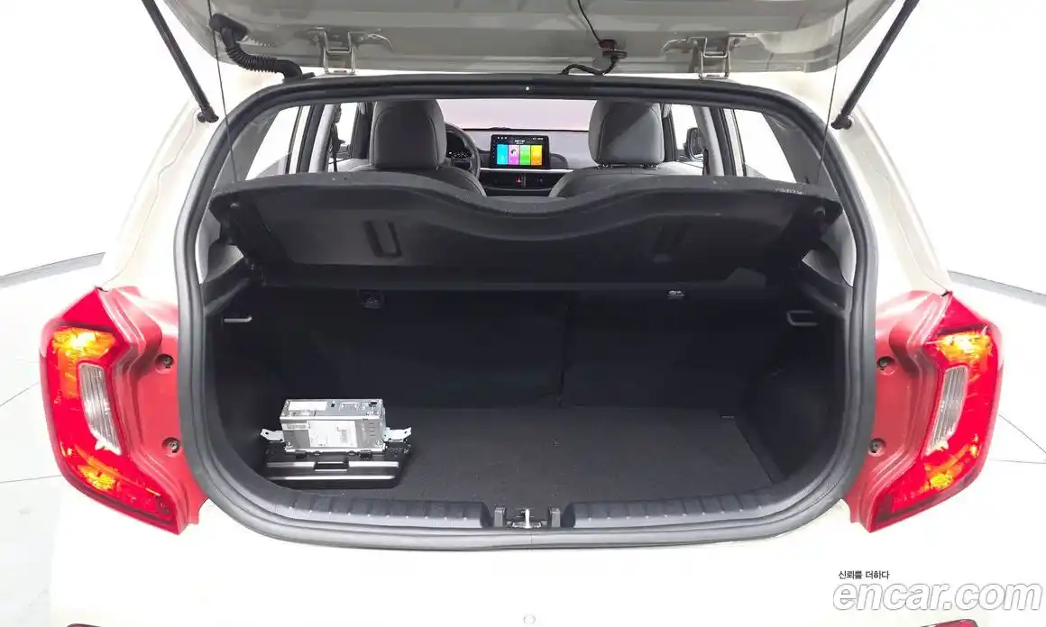 Kia Morning 2021 1.0 Автомат в Москве № 1143131, фото 20