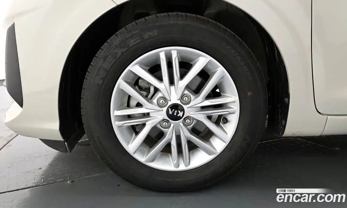 Kia Morning 2021 1.0 Автомат в Москве № 1143131, фото 5