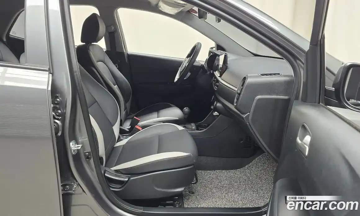 Kia Morning 2021 1.0 Автомат в Москве № 1143192, фото 11