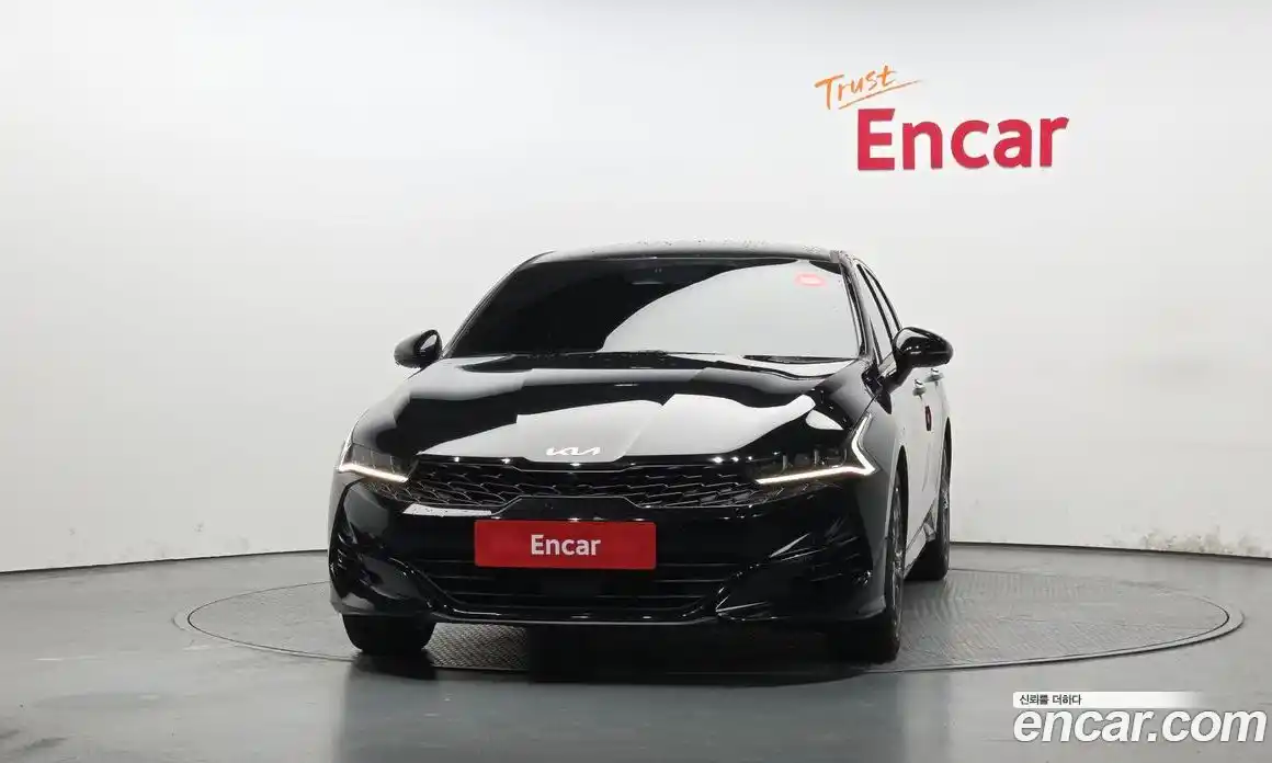 Kia K5 2023 2.0 Автомат в Москве № 1143195, фото 3