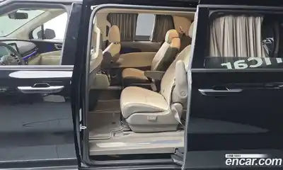 Kia Canival 2024 1.6 Автомат в Москве № 1143222, миниатюра 11