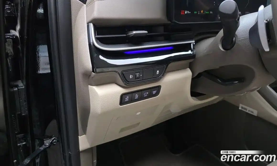 Kia Canival 2024 1.6 Автомат в Москве № 1143222, фото 14