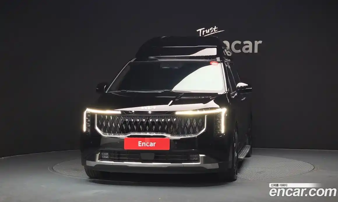 Kia Canival 2024 1.6 Автомат в Москве № 1143222, фото 3