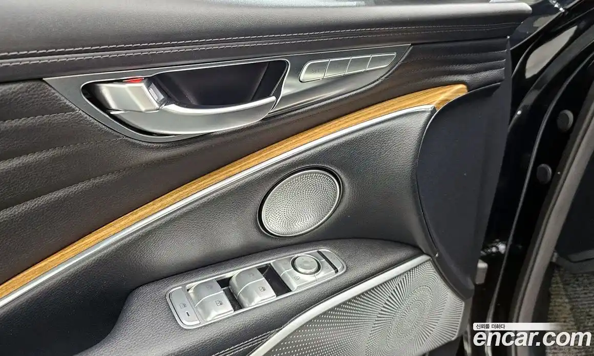 Kia K9 2023 3.8 Автомат в Москве № 1143229, фото 16