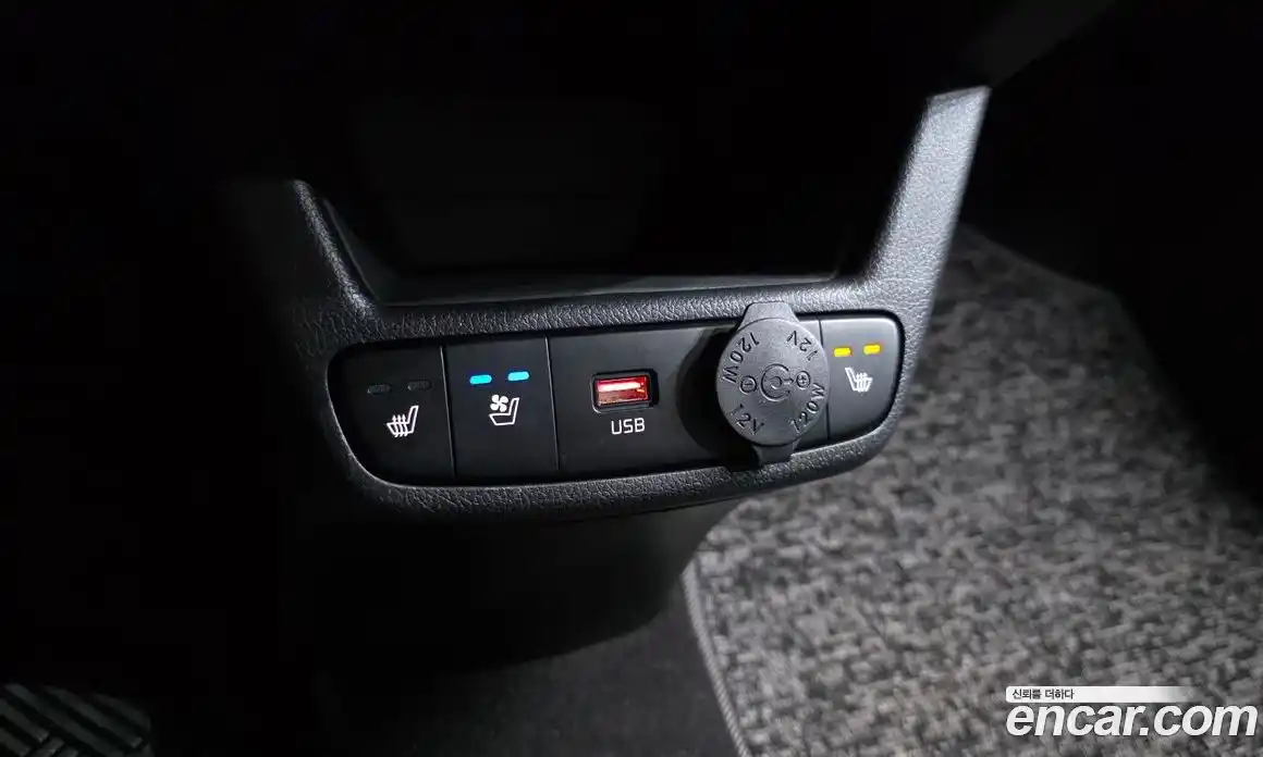 Kia Ray 2023 1.0 Автомат в Москве № 1143336, фото 16