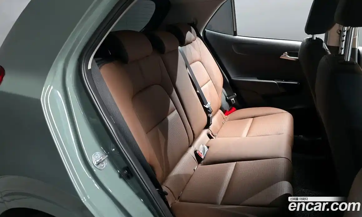 Kia Morning 2023 1.0 Автомат в Москве № 1143436, фото 12