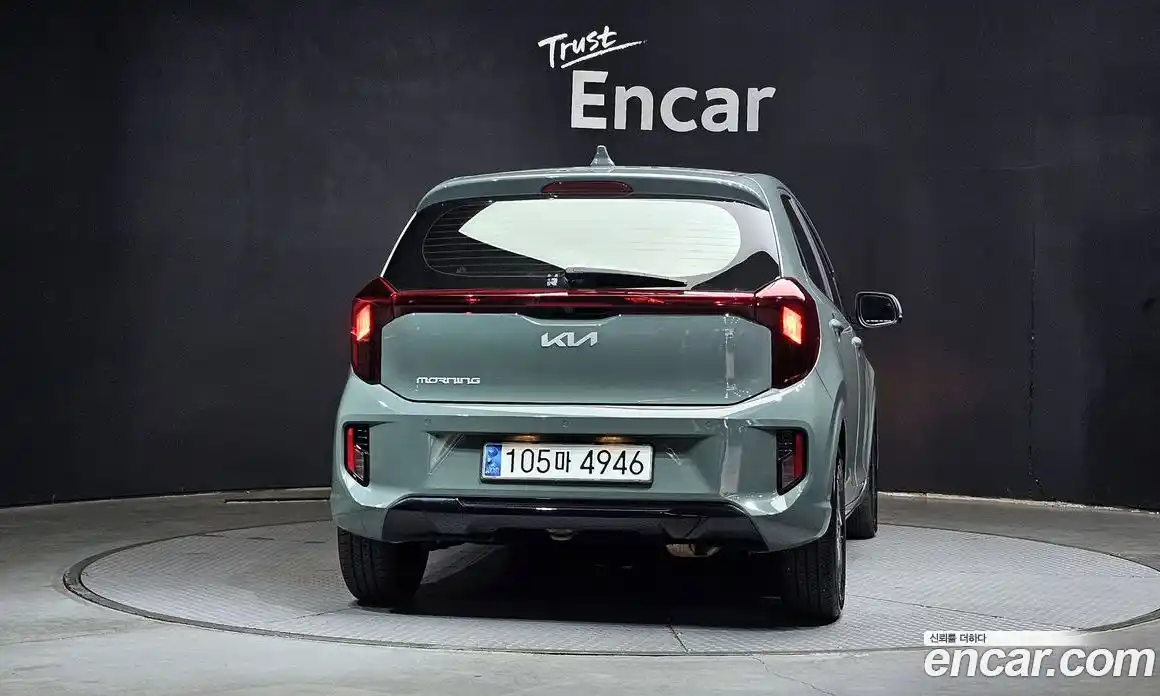 Kia Morning 2023 1.0 Автомат в Москве № 1143436, фото 4