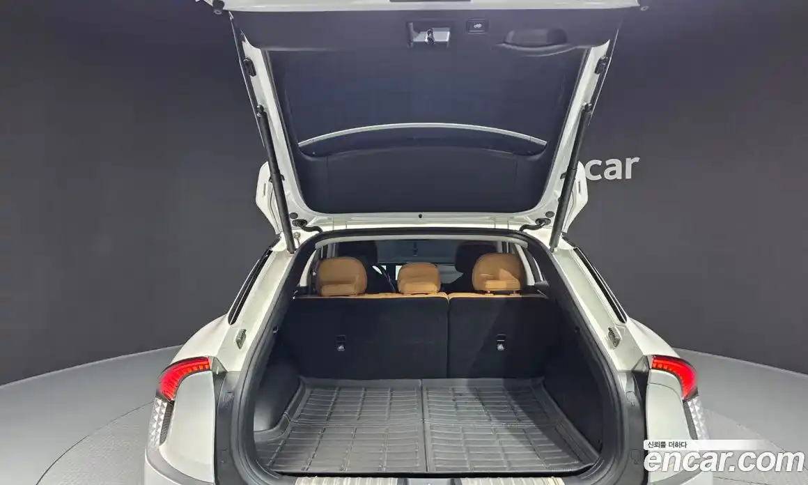 Kia EV6 2023 0.1 Автомат в Москве № 1143442, фото 20