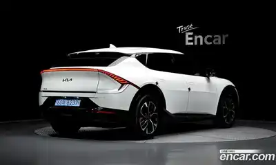 Kia EV6 2023 0.1 Автомат в Москве № 1143442, миниатюра 2