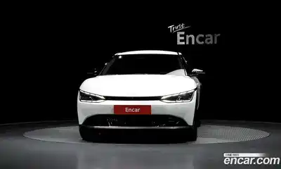 Kia EV6 2023 0.1 Автомат в Москве № 1143442, миниатюра 3