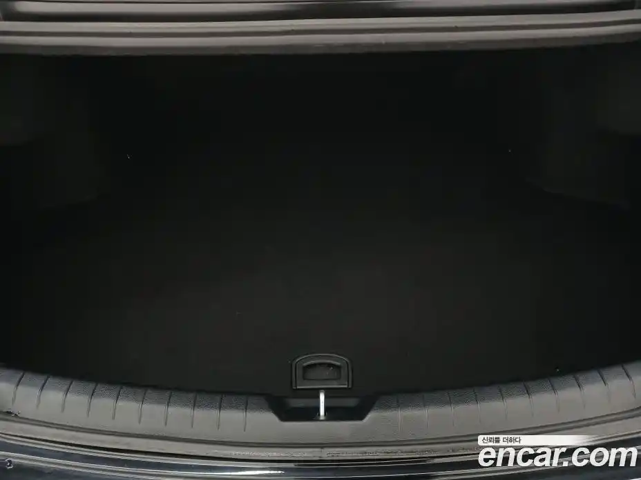 Kia K8 2023 2.5 Автомат в Москве № 1143537, фото 17