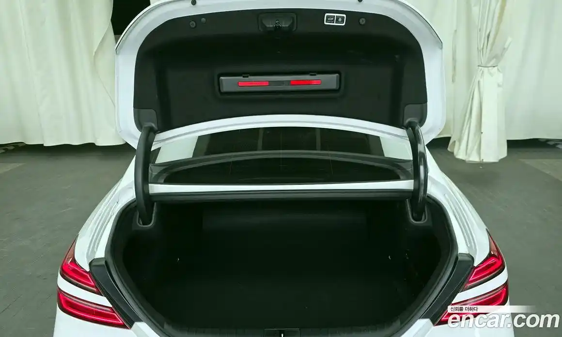 Genesis G70 2022 2.0 Автомат в Москве № 1143561, фото 20