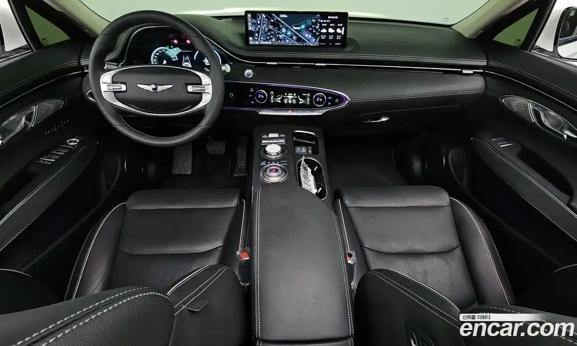 Genesis GV70 2023 2.5 Автомат в Москве № 1143577, фото 7