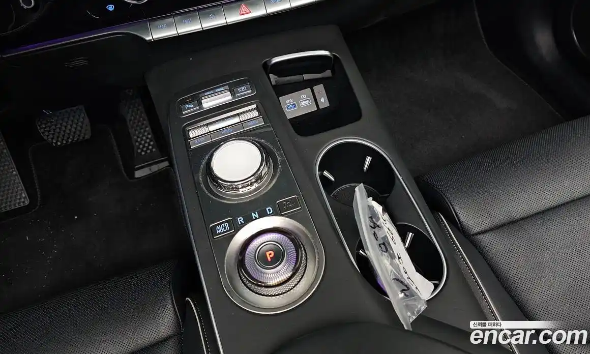 Genesis GV70 2023 2.5 Автомат в Москве № 1143577, фото 9