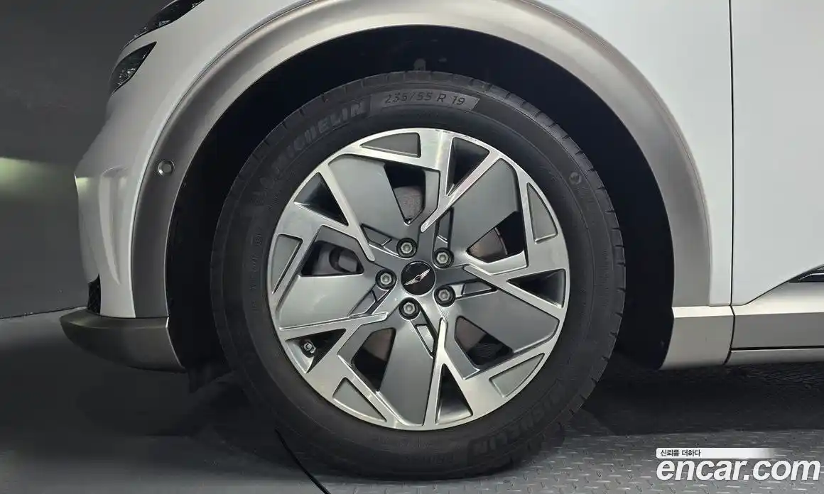 Genesis GV60 2022 0.1 Автомат в Москве № 1143607, фото 5