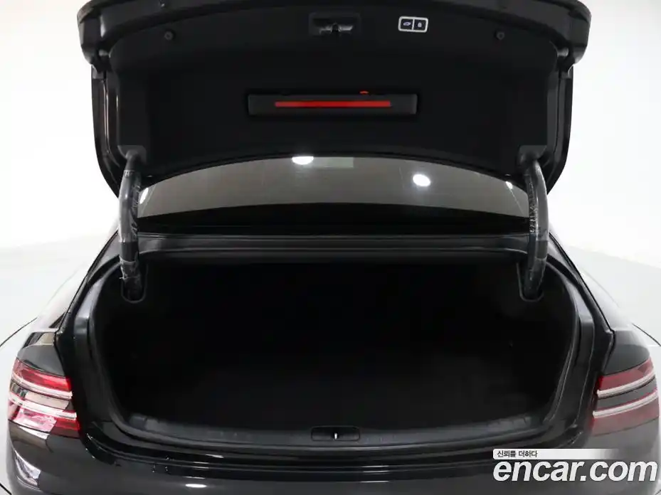 Genesis G80 2023 2.5 гидро в Москве № 1143728, фото 18
