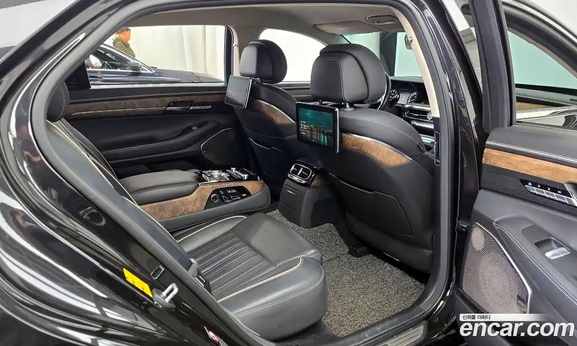 Genesis G90 2019 3.8 Автомат в Москве № 1143759, фото 12