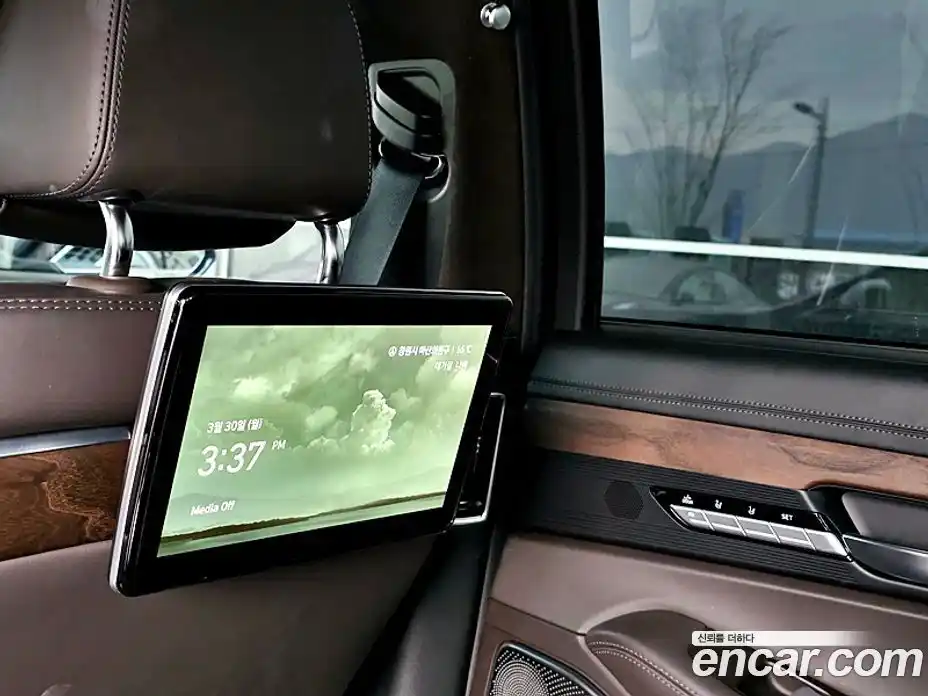 Genesis G90 2019 5.0 Автомат в Москве № 1143822, фото 20