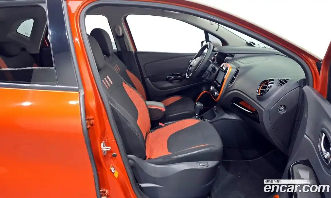 Renault QM3 2014 1.5 гидро в Москве № 1145792, фото 11