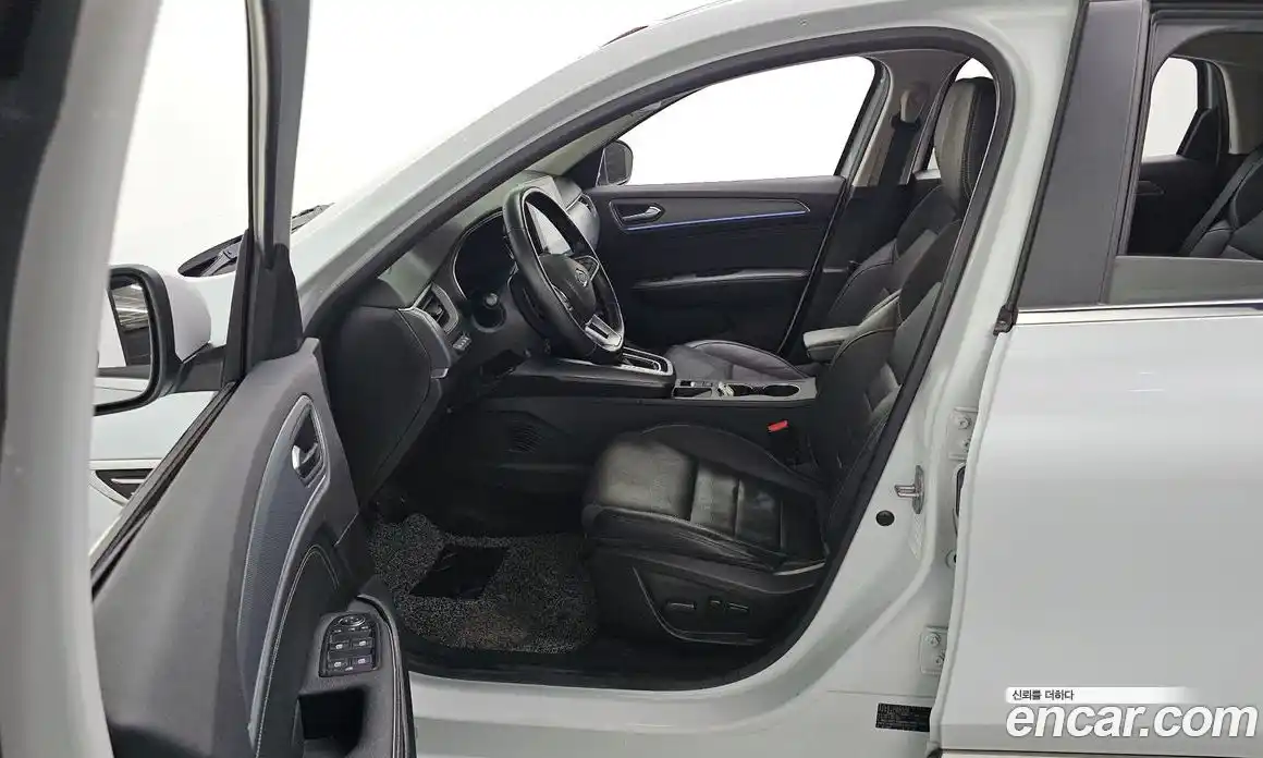 Renault XM3 2020 1.3 гидро в Москве № 1145886, фото 10