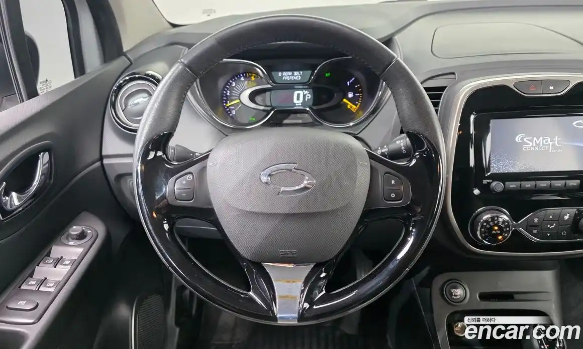 Renault QM3 2014 1.5 Автомат в Москве № 1146352, фото 13