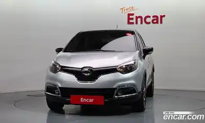 Renault QM3 2014 1.5 Автомат в Москве № 1146352, миниатюра 3