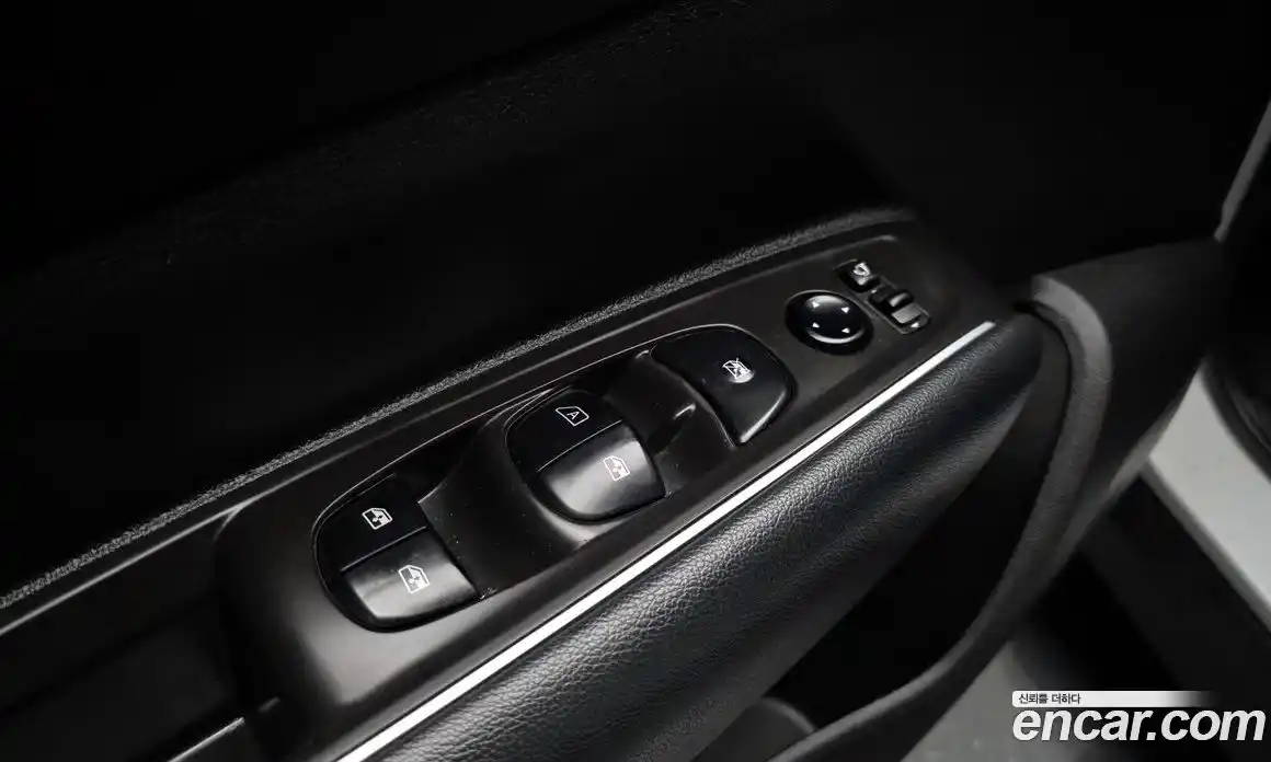 Renault QM6 2017 2.0 Автомат в Москве № 1146381, фото 17