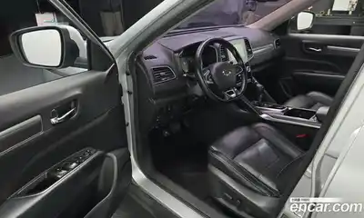 Renault QM6 2017 2.0 Автомат в Москве № 1146584, миниатюра 11