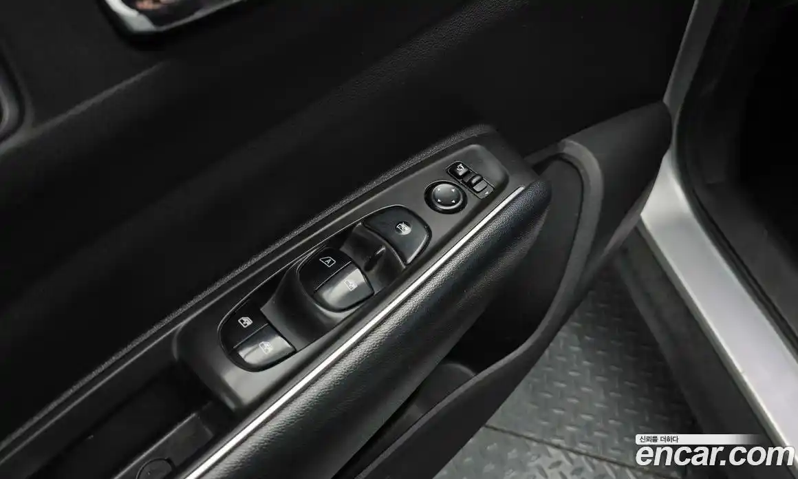 Renault QM6 2017 2.0 Автомат в Москве № 1146584, фото 17