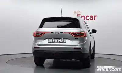 Renault QM6 2017 2.0 Автомат в Москве № 1146584, миниатюра 4