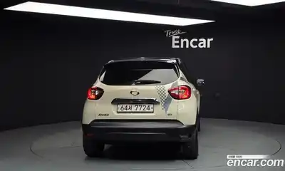 Renault QM3 2015 1.5 Автомат в Москве № 1146589, миниатюра 4