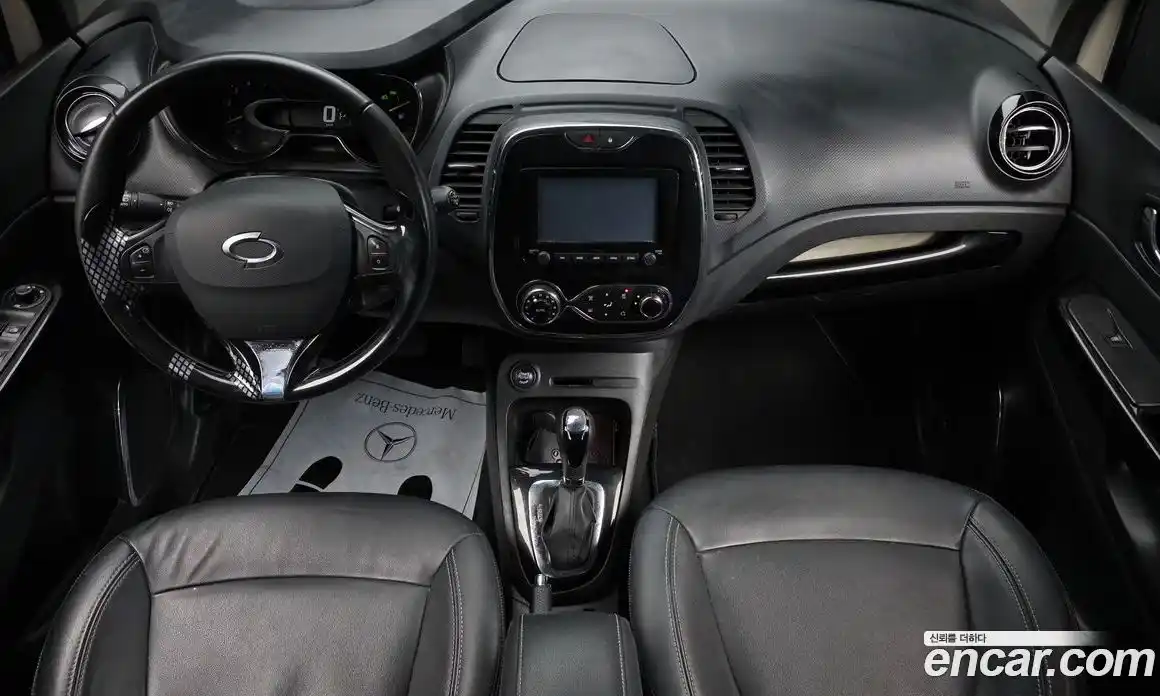 Renault QM3 2015 1.5 Автомат в Москве № 1146589, фото 7