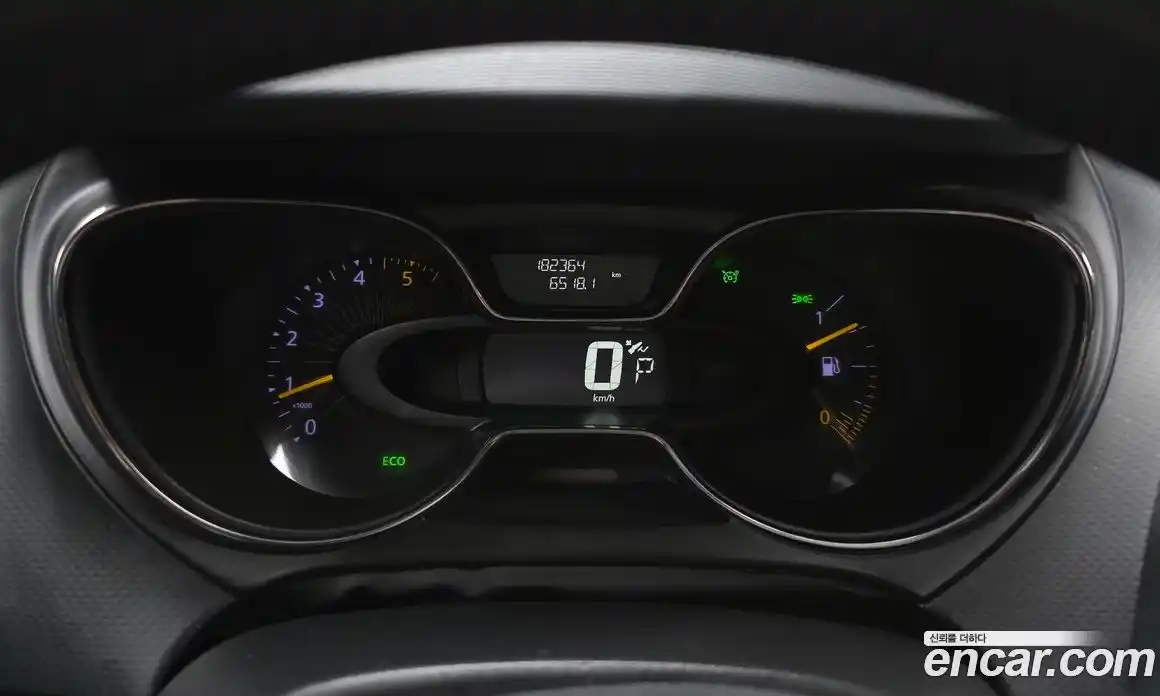 Renault QM3 2015 1.5 Автомат в Москве № 1146589, фото 8