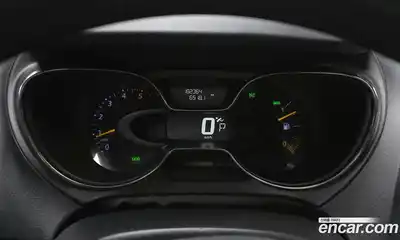 Renault QM3 2015 1.5 Автомат в Москве № 1146589, миниатюра 8