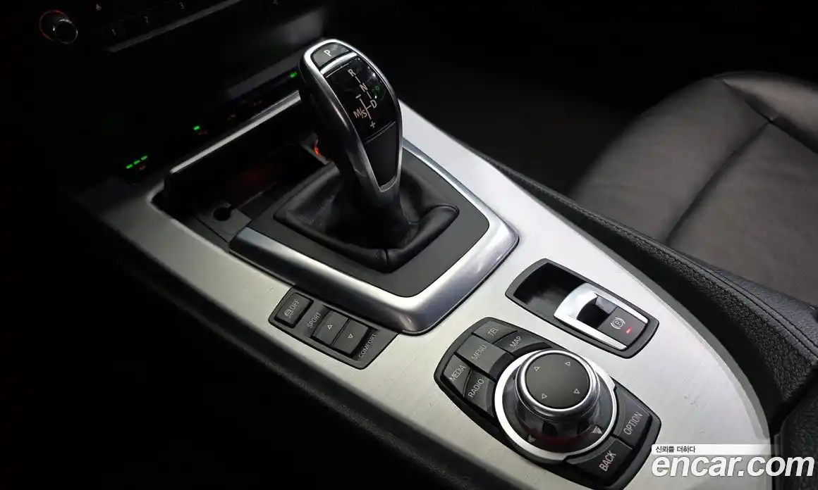 BMW Z4 2014 2.0 гидро в Москве № 1146629, фото 9