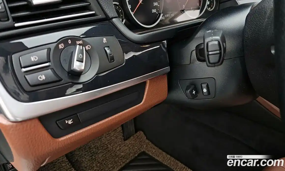 BMW 5-Series 2016 2.0 Автомат в Москве № 1146632, фото 16