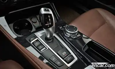 BMW 5-Series 2016 2.0 Автомат в Москве № 1146632, миниатюра 9