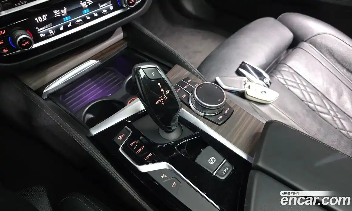 BMW 5-Series 2017 2.0 Автомат в Москве № 1146804, фото 9