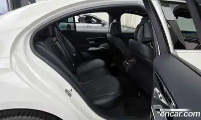 Mercedes-Benz E-Class 2025 2.0 гидро в Москве № 1146931, миниатюра 12