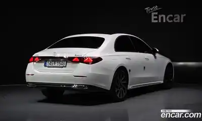 Mercedes-Benz E-Class 2025 2.0 гидро в Москве № 1146931, миниатюра 2