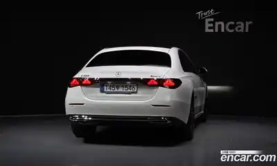 Mercedes-Benz E-Class 2025 2.0 гидро в Москве № 1146931, миниатюра 4