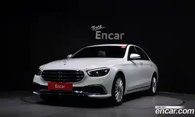 Mercedes-Benz E-Class, 2023