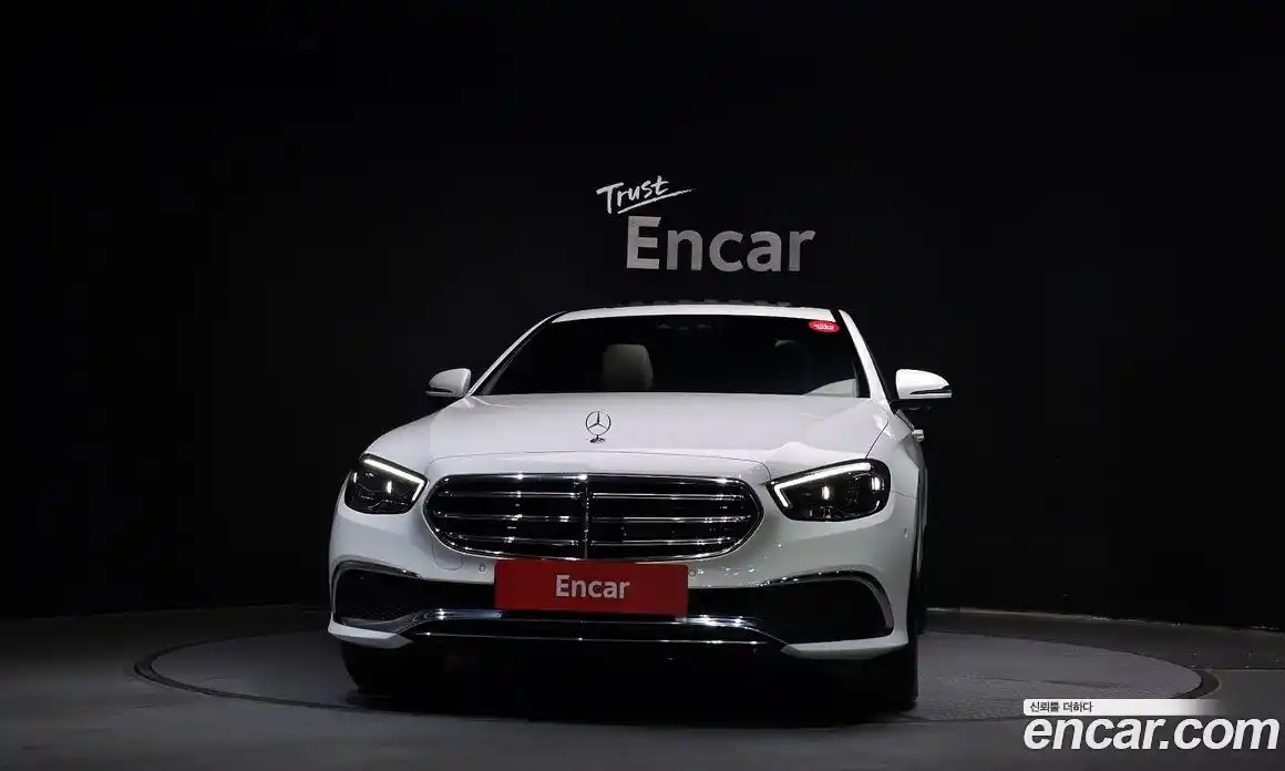 Mercedes-Benz E-Class 2023 2.0 гидро в Москве № 1147081, фото 3