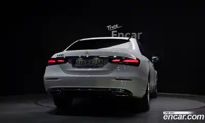 Mercedes-Benz E-Class 2023 2.0 гидро в Москве № 1147081, миниатюра 4
