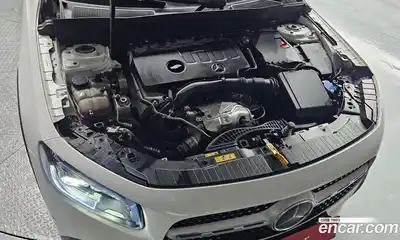 Mercedes-Benz GLB-Class 2023 2.0 гидро в Москве № 1147208, миниатюра 6