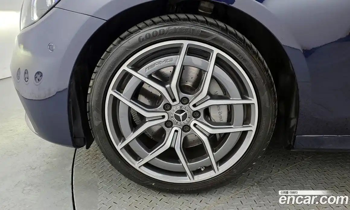 Mercedes-Benz E-Class 2021 1.9 гидро, фото 5