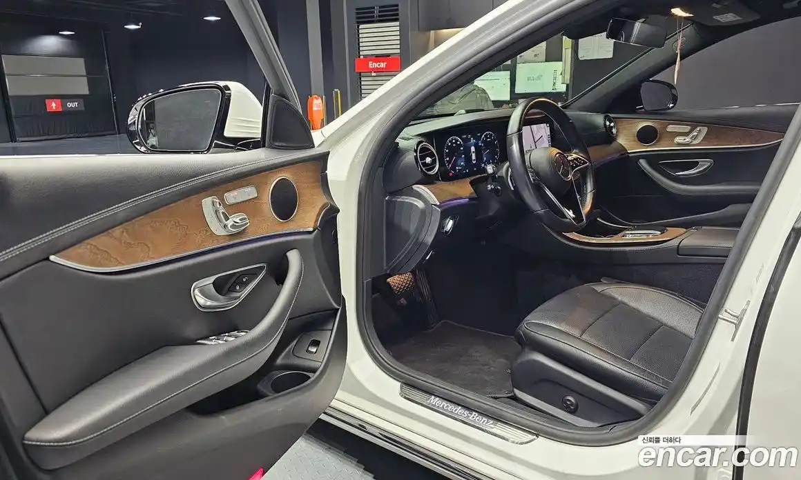 Mercedes-Benz E-Class 2020 2.0 гидро, фото 11