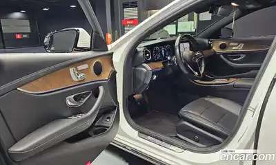 Mercedes-Benz E-Class 2020 2.0 гидро, миниатюра 11
