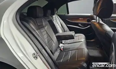 Mercedes-Benz E-Class 2020 2.0 гидро, миниатюра 12