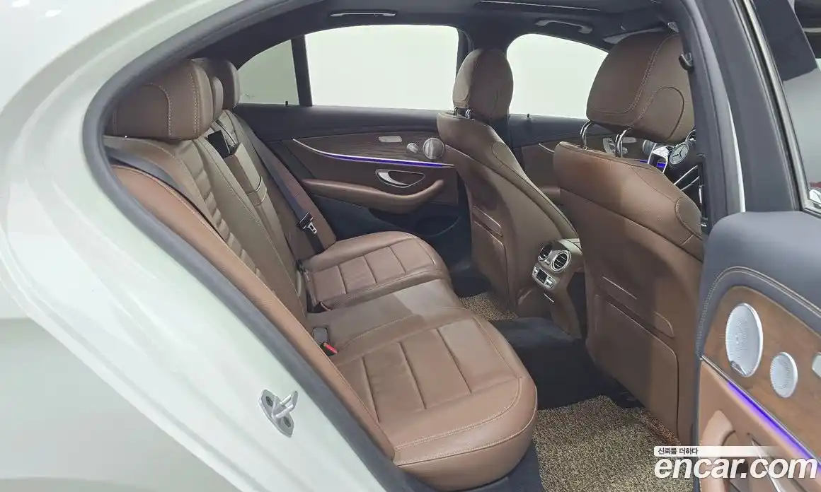 Mercedes-Benz E-Class 2021 2.0 гидро в Москве № 1147723, фото 12